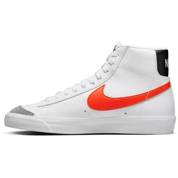 Nike Blazer MID ‘77 Vintage - Picture 2 of 6